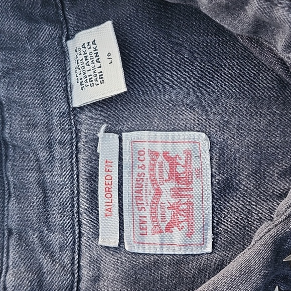 Levis Tailored Western Jean shirt - Picture 3 of 5